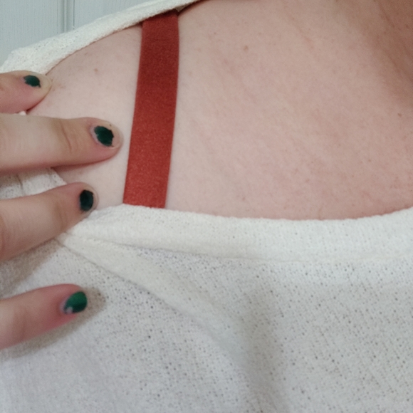 🤩BOGOFREE🤩 LOFT Textured Dolman Cropped Tee - Picture 6 of 7